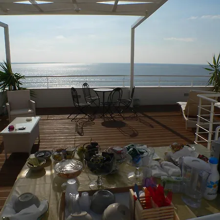 Finestra Sul Mare غالّيبولي