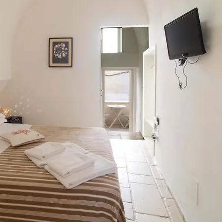 Finestra Sul Mare Couette-café 3*