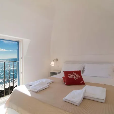 فندق مبيت وإفطار Finestra Sul Mare