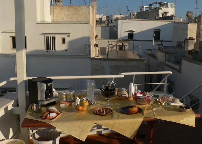 فندق مبيت وإفطار Finestra Sul Mare غالّيبولي