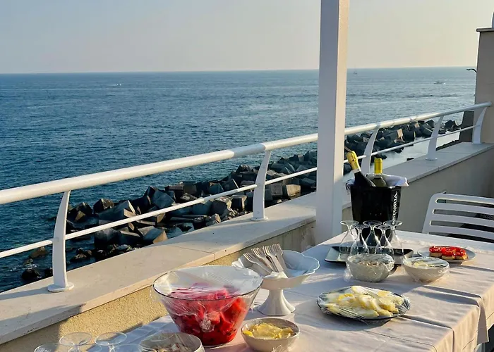 Finestra Sul Mare